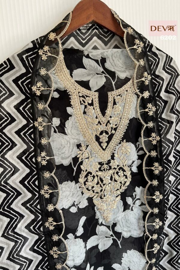 Pure Organza Printed With Dori Thread Sequins Neckline Suit