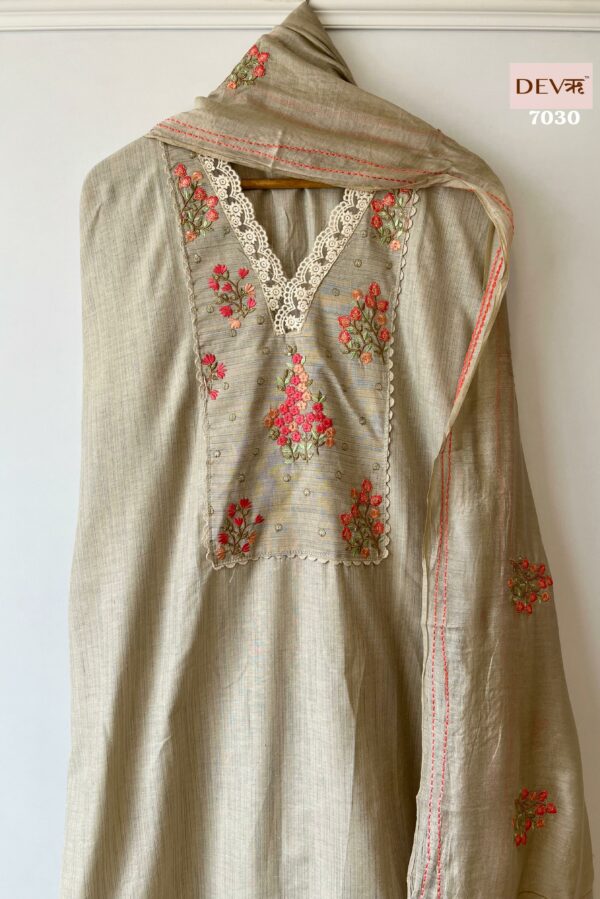 Pure Cotton Handloom Beautiful Thread Lace Work Suit