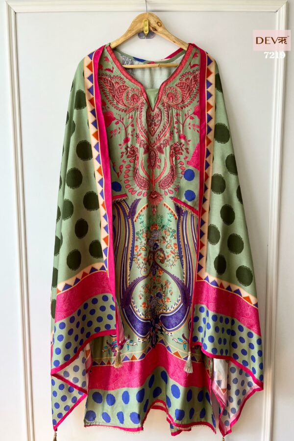 Pure Muslin Pakistani Printed With Beautiful Badla Thread Highlighting Suit
