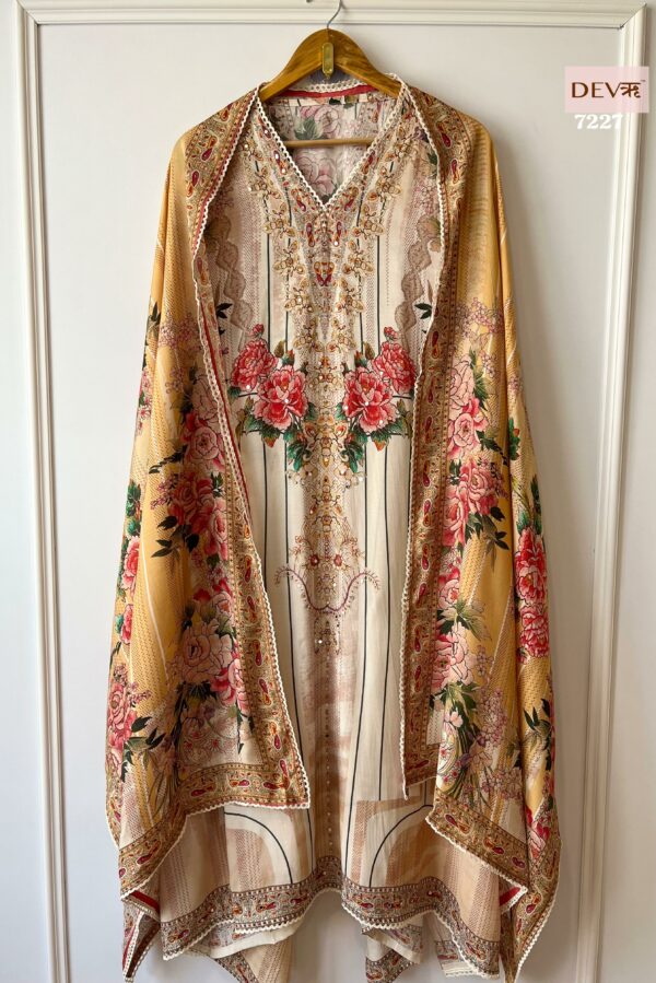 Pure Muslin Pakistan Printed With Beautiful Mirror & Laces Work Suit