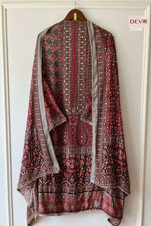 Pure Muslin Printed With Beautiful Mirror Work Suit